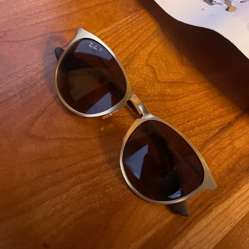 Ray-Ban Classic Gold Frame Sunglasses